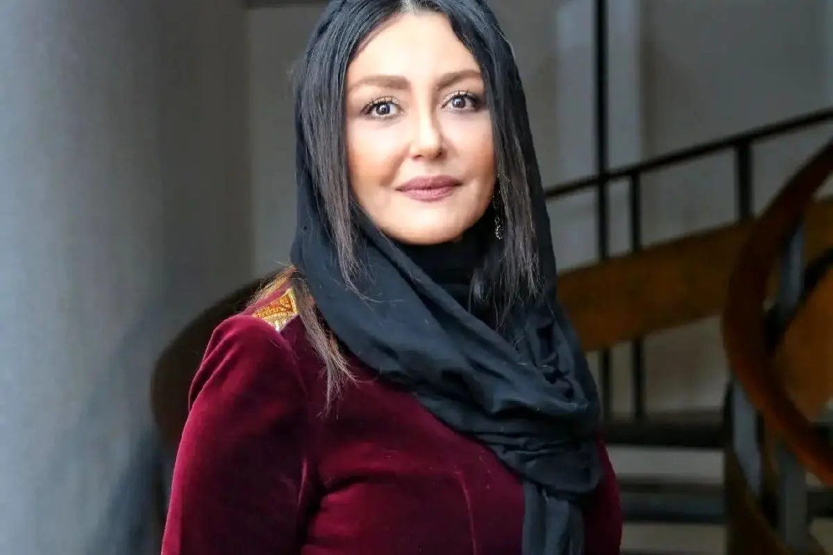 تصویری نایاب از شقایق فراهانی در کنار پدر و مادرش؛ بازگشتی به سال ۱۳۹۳! - تصویر شاخص