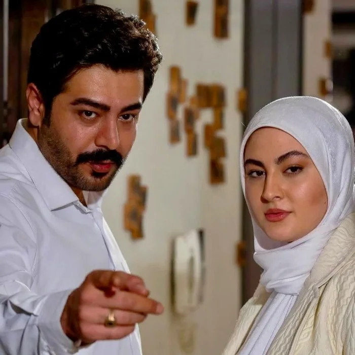 سهیل قاصدی و مریم مومن در فیلم یزدان