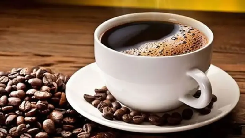قهوه اول صبح؛ معجزه انرژی یا عامل اضطراب پنهان؟