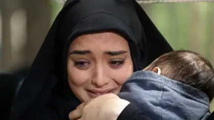 سنگ قبر برادرزاده نرگس محمدی؛ تصویری که دلها را به درد آورد