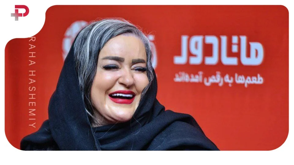 عکس| نعیمه نظام دوست با استایل باستانی در تخت جمشید - تصویر شاخص
