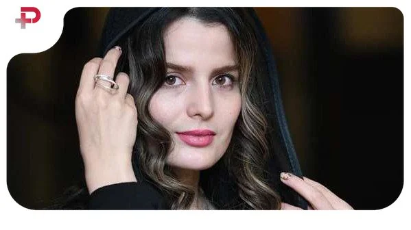 چهره خسته غزاله اکرمی بعد از پیاده‌روی؛ خانم بازیگر چقدر زیباست - تصویر شاخص