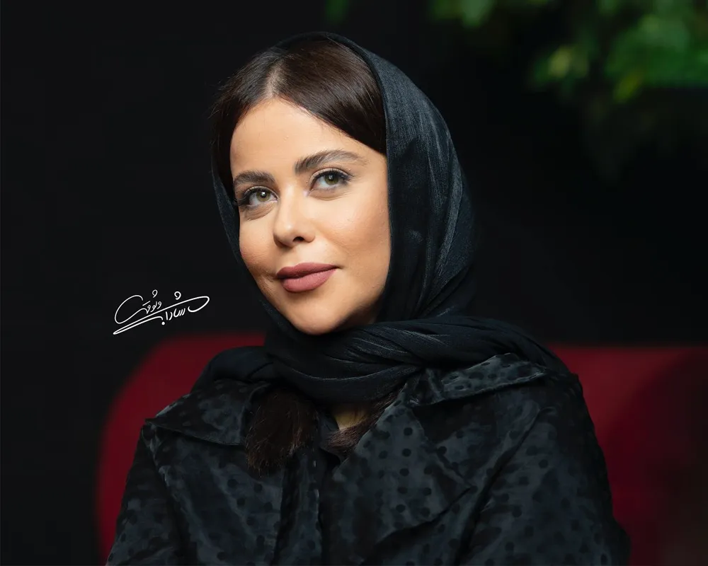 بیوگرافی الهام اخوان مجری اخراجی صداوسیما و وضعیت ازدواج - تصویر شاخص
