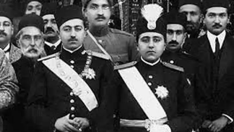 تصاویر نادر از سفر احمدشاه و ولیعهد انگلیس در لندن که همه را شگفتزده کرد!