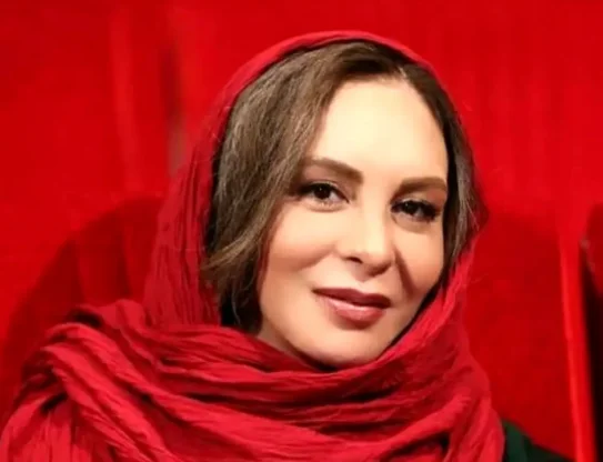 عکس| چهره عجیب افسانه بایگان، ایرج قادری و افسانه پاکرو در فیلم «محاکمه»/ سال ۸۵ - تصویر شاخص
