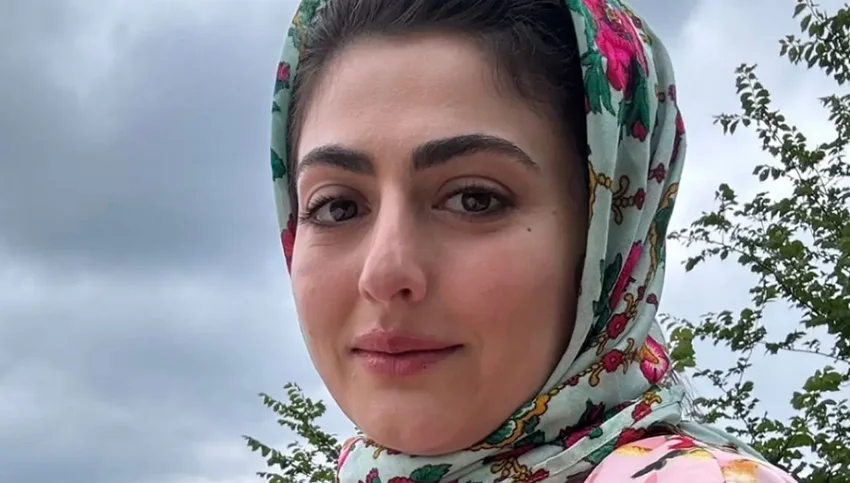 چهره واقعی «انیس» سریال سوجان در لحظه حساس دفاع پایان‌نامه‌اش؛ شگفتی کاربران فضای مجازی! - تصویر شاخص