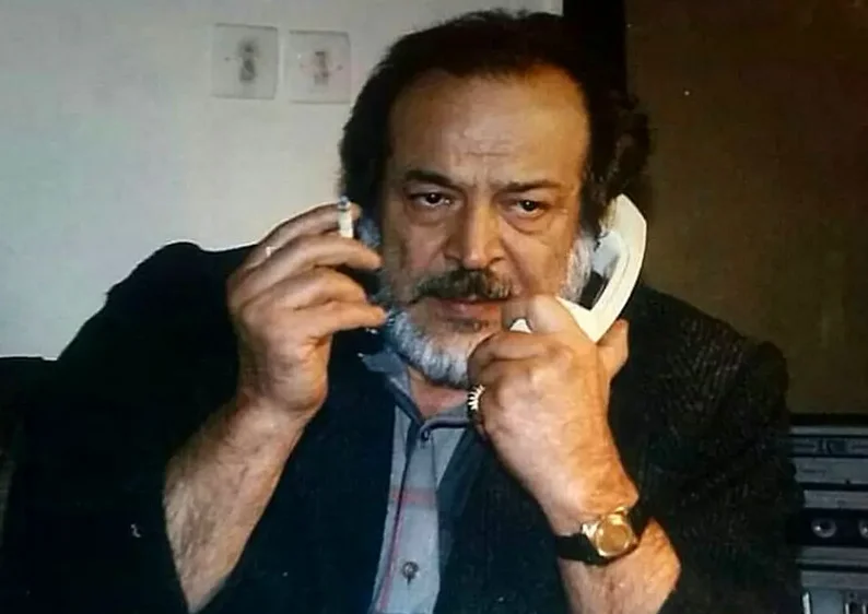 عکس| سفر به گذشته با تصویر نایاب ایرج قادری در جشن تولد پسرش سال ۷۵ - تصویر شاخص