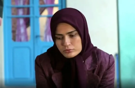 عکس| سفر در زمان؛ تیپ خاص شیوا طاهری 8 سال بعد سریال گذر از رنج ها/ خانم بازیگر حسابی دلبری کرد
