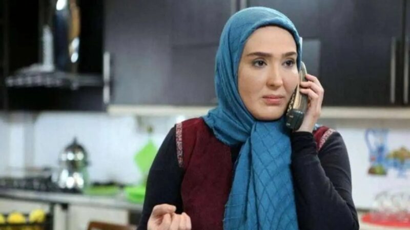 آخرین عکس زهره فکور صبور در آغوش مادرش؛ تصویری که تا همیشه در یادها میماند