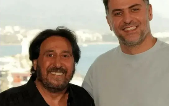 نگاهی نایاب به جوانی شهرام شب پره و ابی در دهه ۵۰؛ عکس یادگاری که تاریخ را زنده می‌کند! - تصویر شاخص