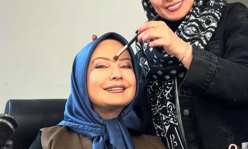 عکس| سفر در زمان؛ چهرۀ «لعیا زنگنه» در سومین فیلم سینمایی‌اش؛ خانم بازیگر 25 سال قبل قابل شناسایی نیست - تصویر شاخص