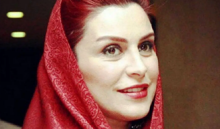 تصویری دیده‌نشده از ماهچهره خلیلی در 38 سالگی؛ سفر به لندن سال 93!