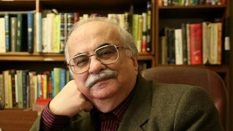 خسرو معتضد؛ تاریخدانی که پشت دوربینهای صدا و سیما میدرخشد + نگاهی به زندگی خصوصی و آثارش