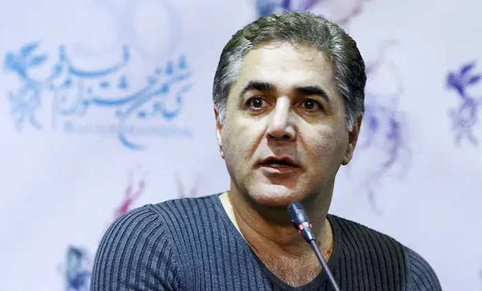 سفر به سال ۵۵ با مهری ودادیان و ایرج قادری کنار ضریح امامزاده؛ عکس دیده‌نشده و تاریخی! - تصویر شاخص