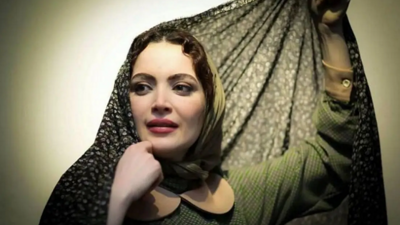 عکس| بهنوش طباطبایی در نقش 25 ساله؛ خانم بازیگر در پشت صحنه «پسران آجری» با فرزاد فرزین و پوریا پورسرخ