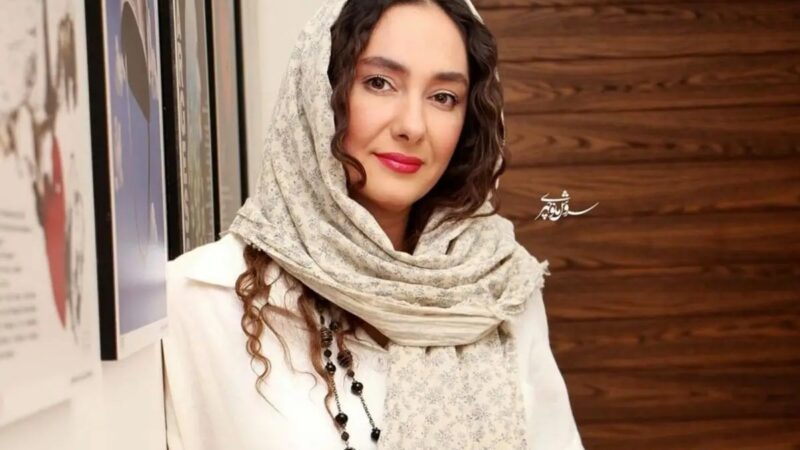 عکس| تصویری عجیب از هانیه توسلی 27 ساله در بالای تیر برق؛ تصویری نادر از سال 85 که شما را شگفتزده میکند!