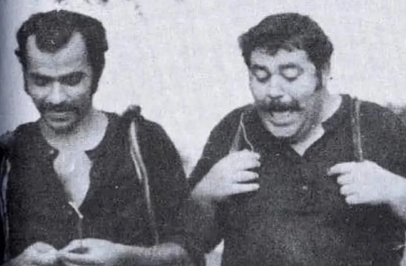 سفر در زمان| دورهمی همایون و مرتضی عقیلی در رستوران؛سال 1400 - تصویر شاخص