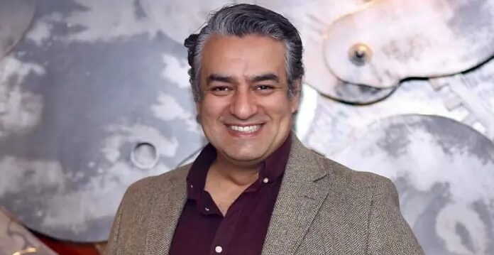 عکس| چهره قاجاری سام نوری، بازیگری از خانواده فردین‌های مشهور - تصویر شاخص