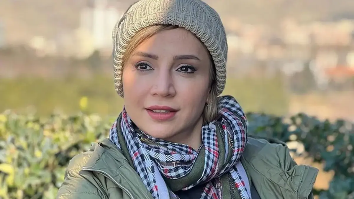 عکس| شبنم قلی خانی و برادرش در کودکی در حال درست کردن کیک