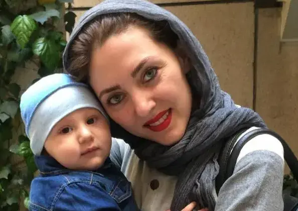 مهسا کرامتی، عروس کوچولوی مامانش شده؛ چشمان جذاب خانم بازیگر جلب توجه کرد - تصویر شاخص