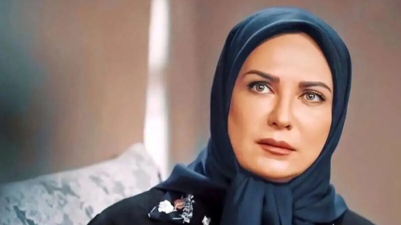 چهره جذاب لعیا زنگنه با چشمان رنگی در 32 سالگی و در دومین سریال اش؛ سال 76
