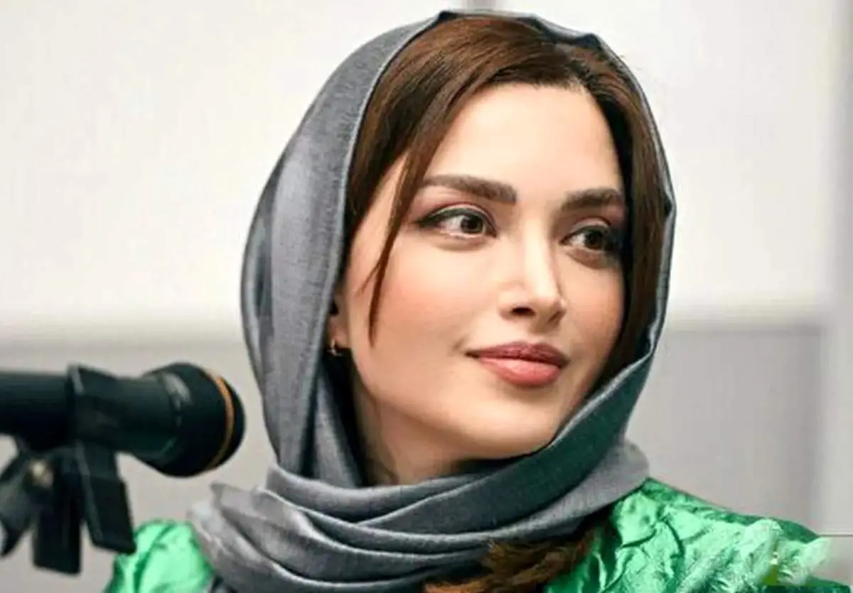 عکس| بهنوش طباطبایی، متین ستوده و کامبیز دیرباز در پشت‌صحنه «میکائیل - تصویر شاخص