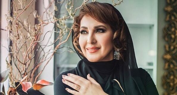حیاط باصفای خانه پدری و زیبای فاطمه گودرزی + عکس
