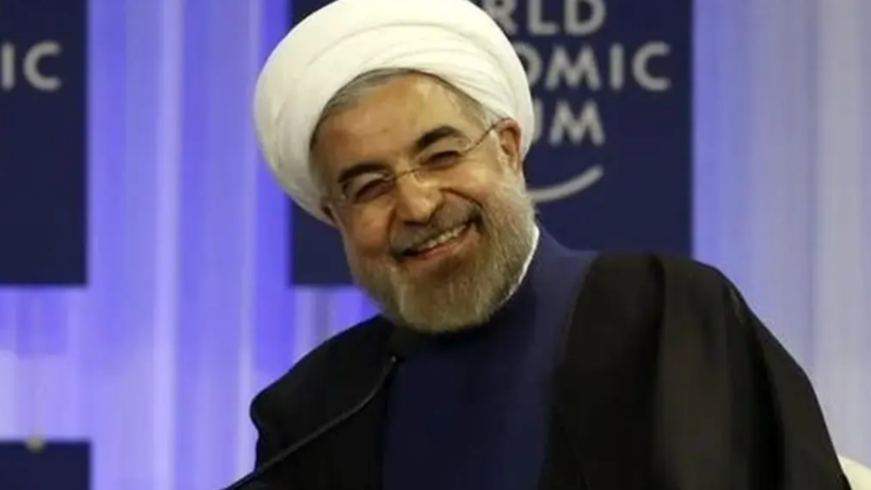 عکس| سفر در زمان؛ تصویری جنجالی از «حسن روحانی» در جوانی در کنار «رهبر کره شمالی»؛ سال 60