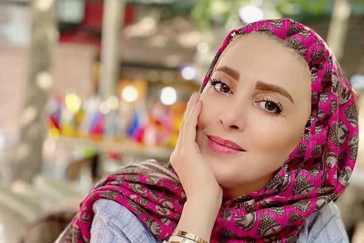 فیلم| ماجرای چادری شدن ژیلا صادقی/ زنی که می‌خواست برای رقاصه شدن به ترکیه مهاجرت کند - تصویر شاخص