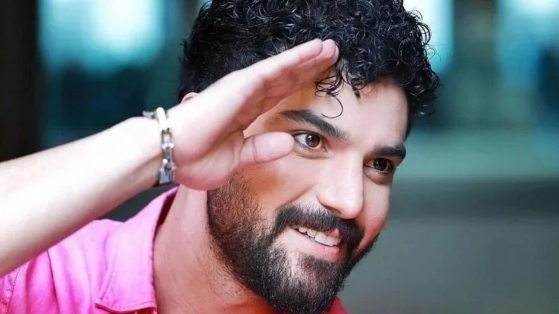 سینا مهراد و ریحانه پارسا با استایل جذاب در جشن حافظ؛ سال ۹۷