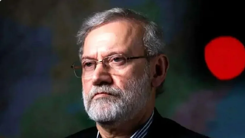 عکس| سفر در زمان؛ «علی لاریجانی» در 25 سالگی و در حال سخنرانی در یک مراسم؛ سال 61