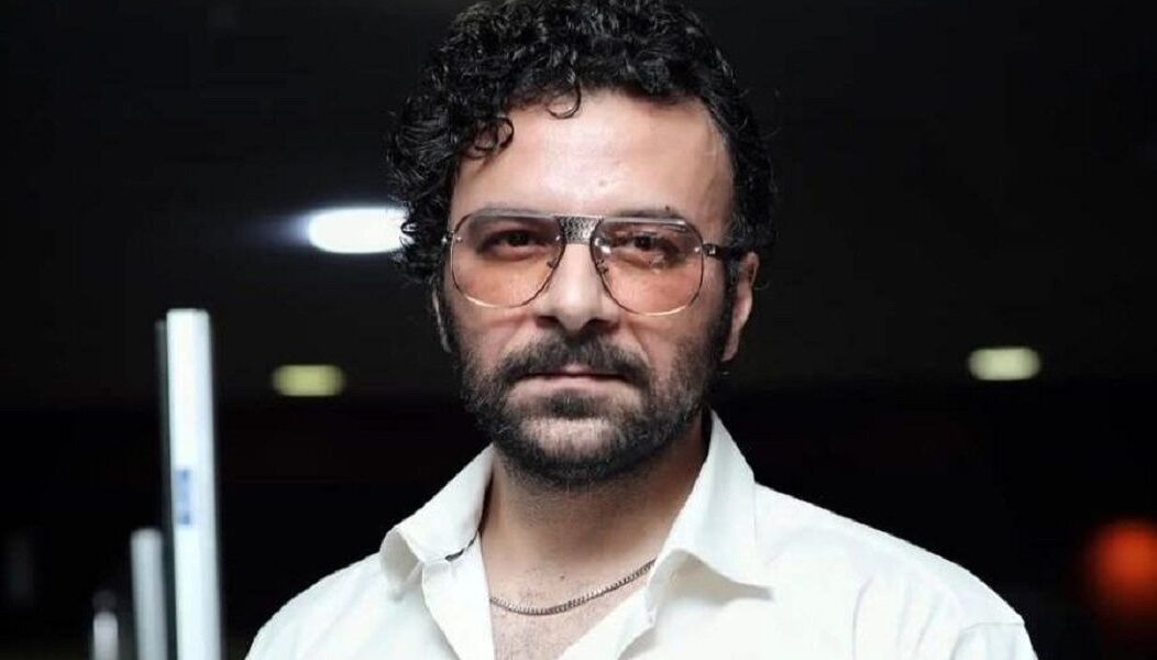 عکس| حسام منظور بازیگر ارسلان میرزا سریال بانوی عمارت در حال سوارکاری - تصویر شاخص