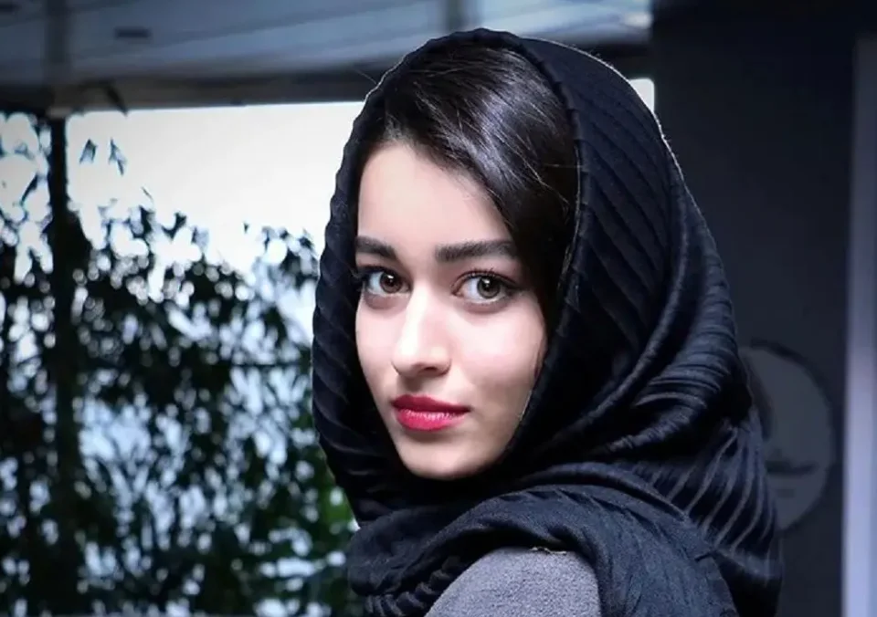 بیوگرافی و حواشی زندگی تلخ مه لقا مینوش زاد (بازیگر سریال بیگانگان) و همسرش - تصویر شاخص