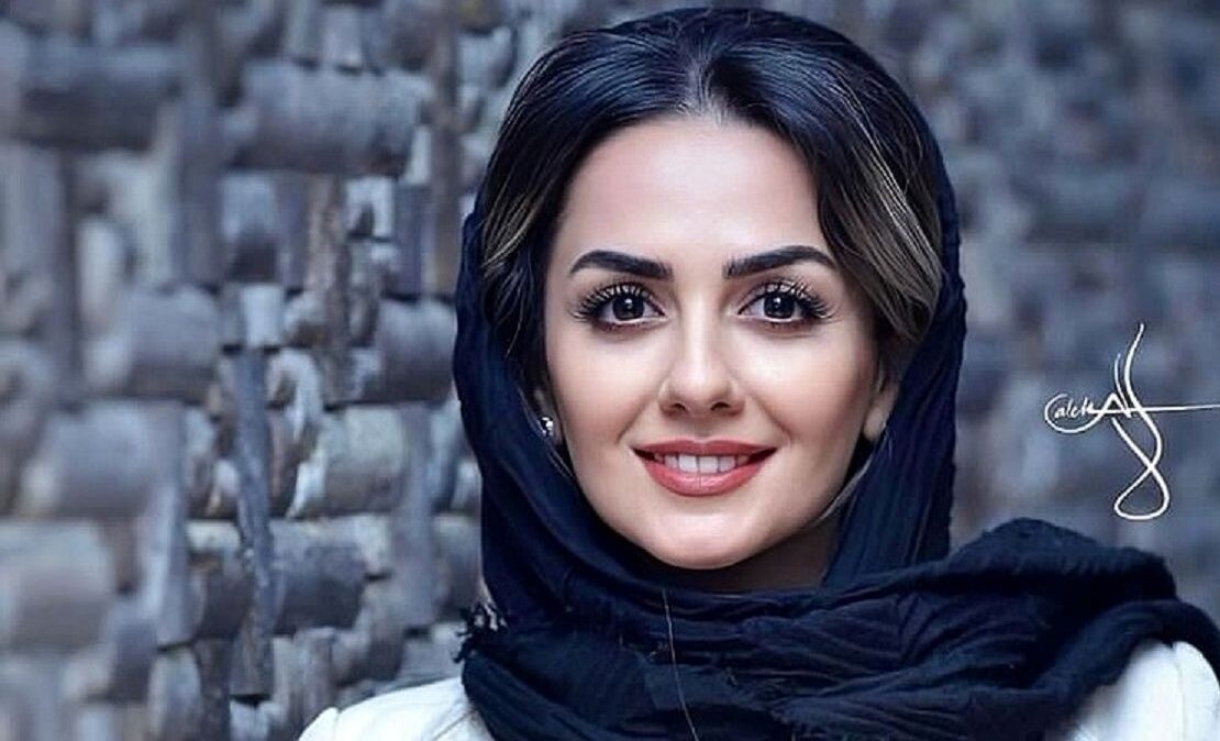 سلفی بیتا سحرخیز با موهای بلوند در تفریح شبانه جنجالی شد! - تصویر شاخص