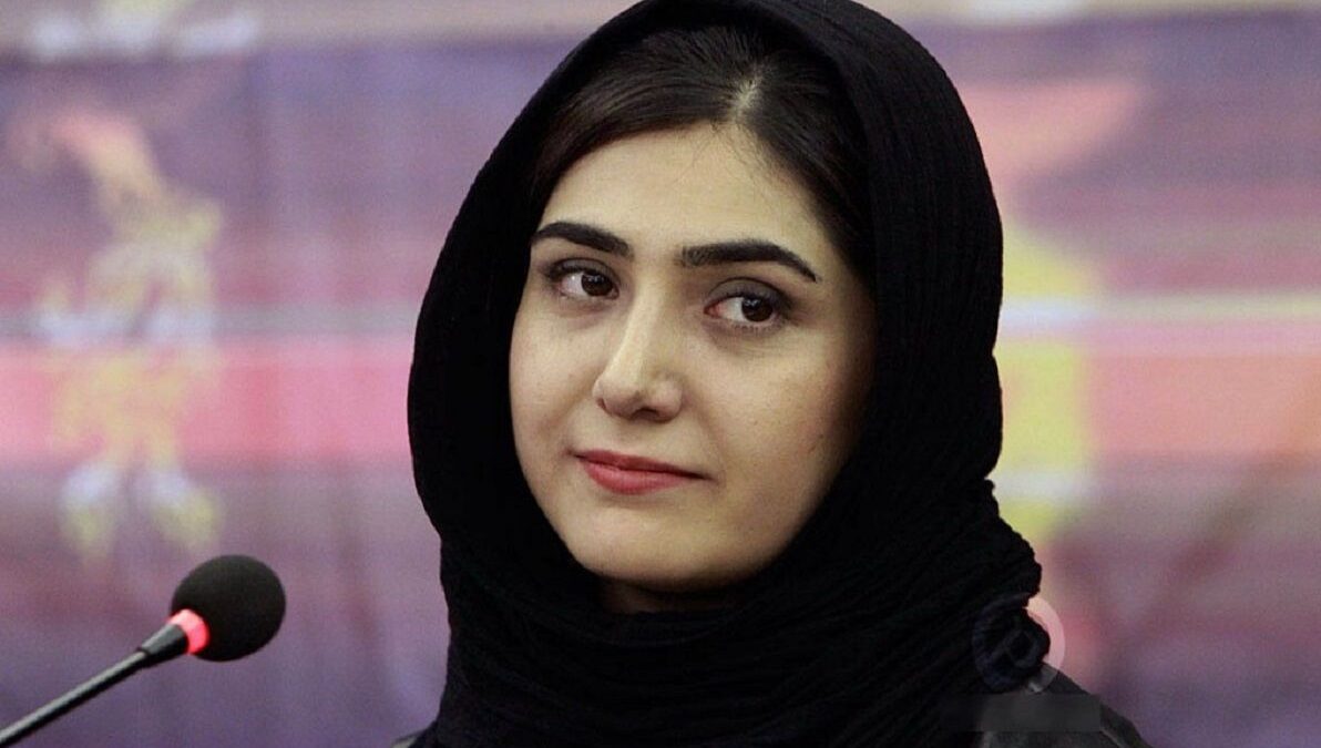 عکس| باران کوثری از مادر جوان و جذابش رونمایی کرد؛ چقدر شبیه بههمن