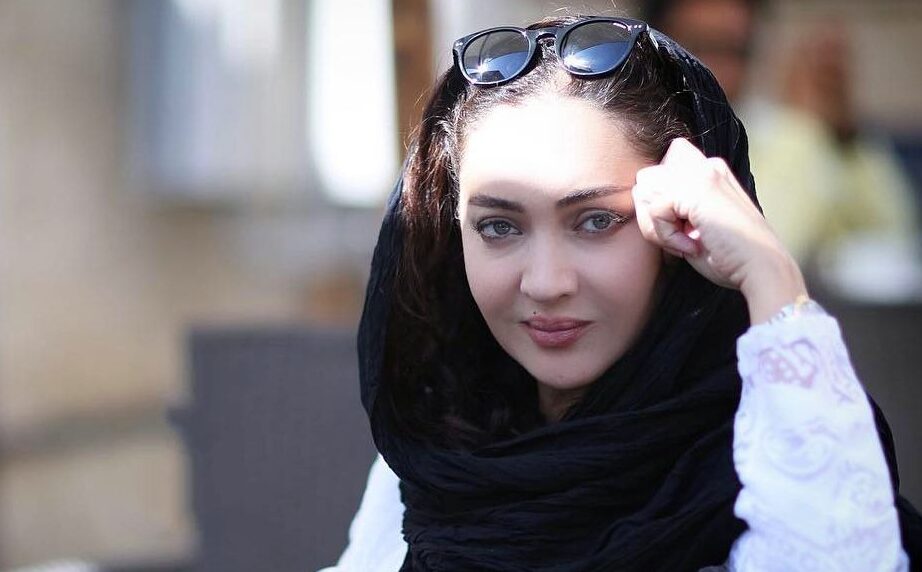 نیکی کریمی 31 ساله در پشت‌صحنۀ «دیوانه‌ای از قفس پرید»؛ سال 81 - تصویر شاخص