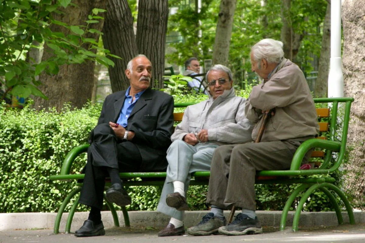 واریزی بزرگ دولت برای بازنشستگان / این افراد حساب بانکی خود را چک کنند - تصویر شاخص