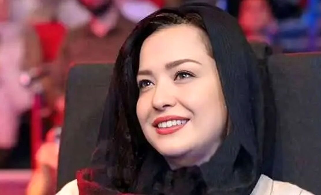 مهراوه شریفینیا و حدیث میرامینی در دوران جوانی با استایل بامزه + عکس
