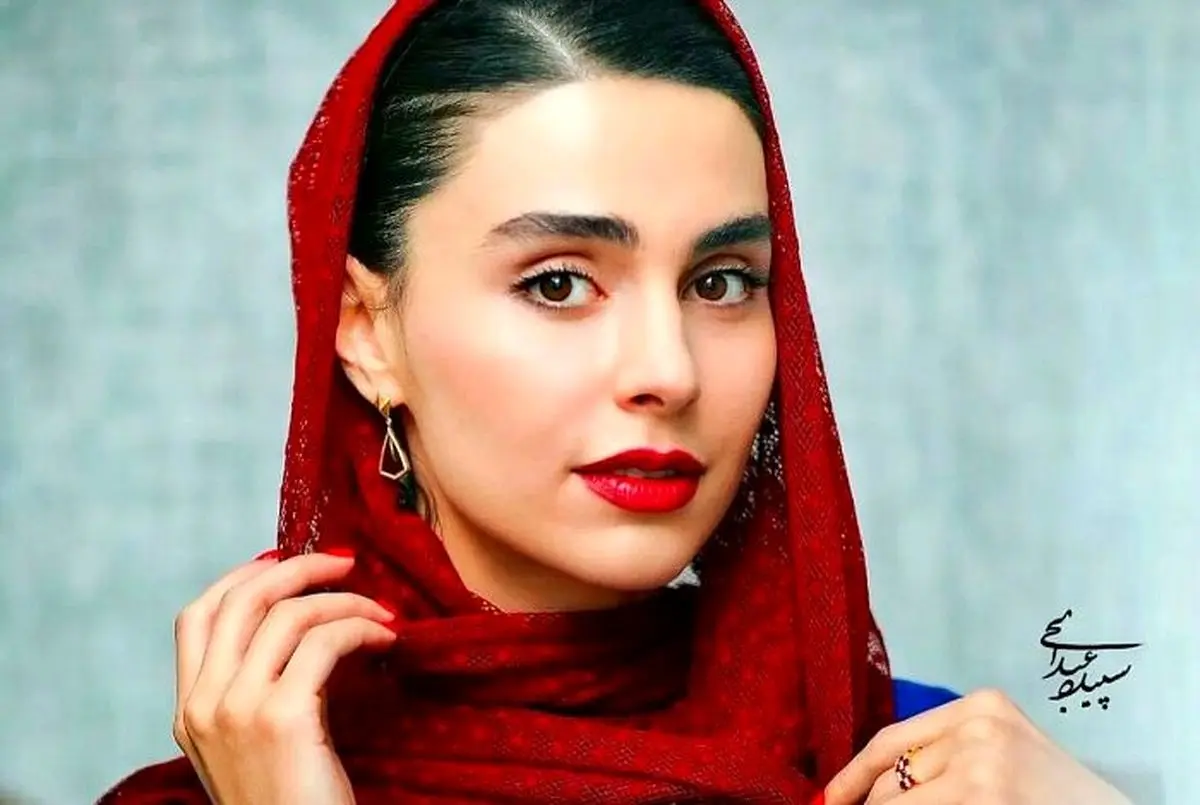 عکس| تیپ خاص و چهره جذاب لاله مرزبان ( نازگل سریال ستایش ) در فرانسه - تصویر شاخص