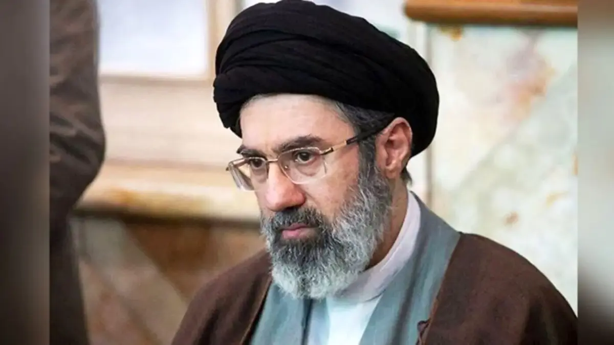 عکس های پسر و دختر مجتبی خامنه ای و همسرش