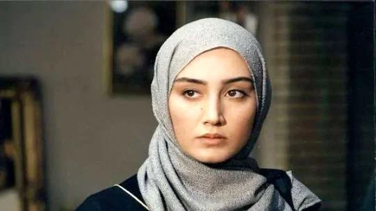 عکس |  تغییر چهره دیدنی «لاله مرزبان و هدیه تهرانی» 52 و 30 سالگی - تصویر شاخص