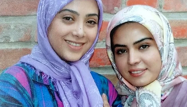 عکس| سفر در زمان ؛ تغییر چهره مریم سلطانی با موی بلوند 17 سال بعد از سریال «سه در چهار» در 49 سالگی - تصویر شاخص