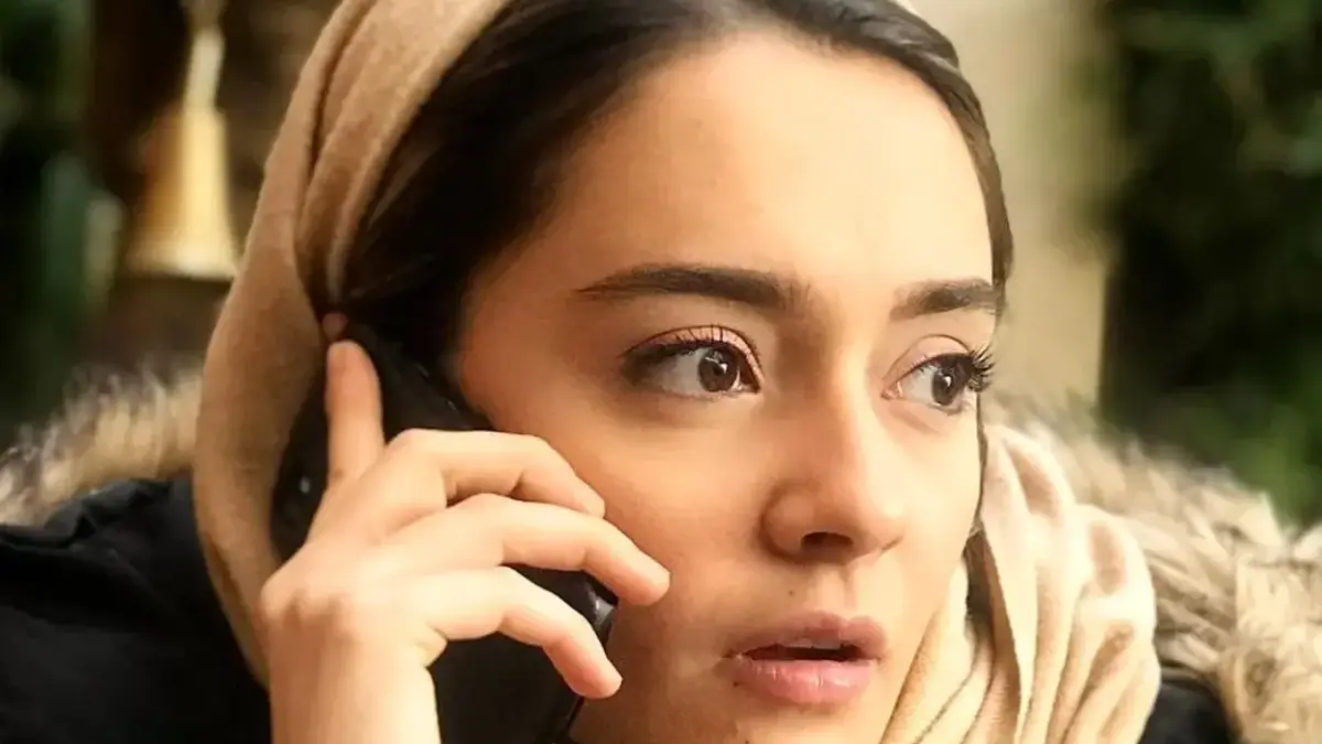 عکس| مهتاب اکبری با چهره متفاوت در اتاق گریم سریال لحظه گرگ و میش