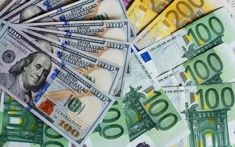 آخرین قیمت دلار و یورو در بازار امروز / دلار و یورو شدید ریختند - تصویر شاخص