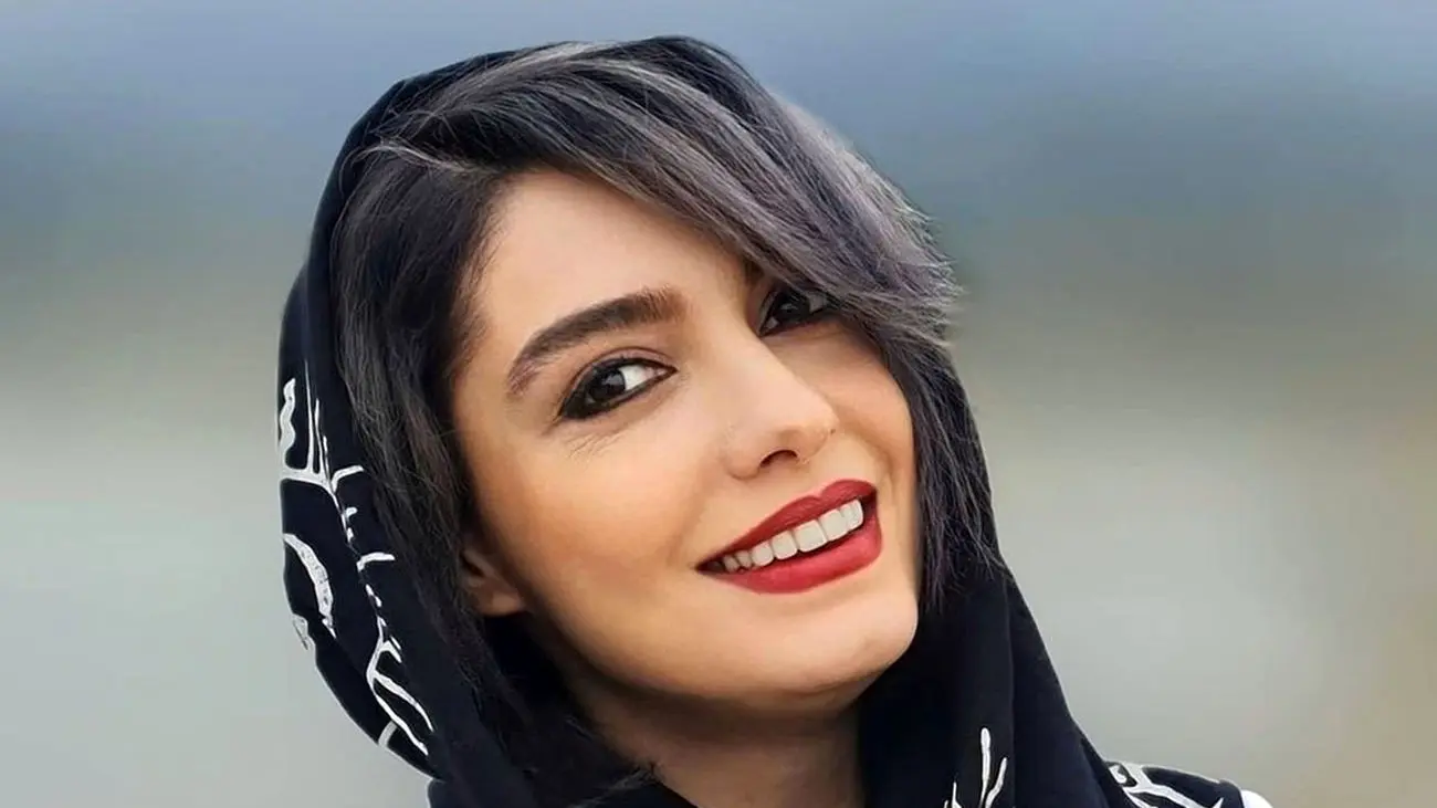 عکس|  عکس های لو رفته از الیکا عبدالرزاقی در جاهایی که فکرش را هم نمی کنید/ خوشگذرانی با آقای بازیگر سوژه شد! - تصویر شاخص