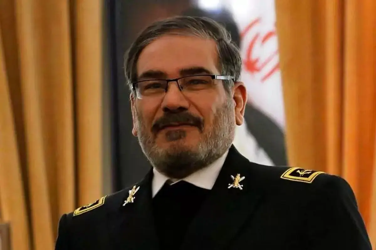 عکس| معرفی مهدی عرفاتی؛ داماد مرموز خانواده شهید علی شمخانی که همه جا حرف از اوست! - تصویر شاخص