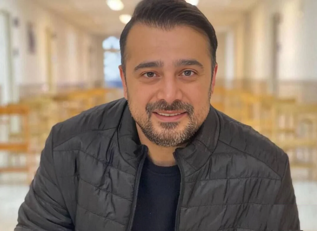 بیوگرافی سپند امیرسلیمانی