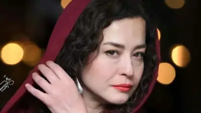 سفر در زمان؛ ژست و استایل خاص «مهراوه شریفی‌نیا» در تئاتر «مری پاپینز»
