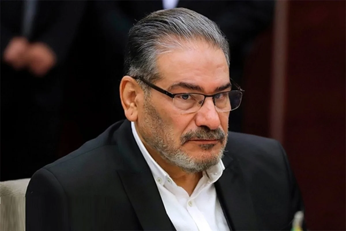 عکس علی شمخانی در جوانی + بیوگرافی سوابق و سمت قبل شهادت - تصویر شاخص