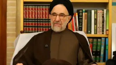 عکس| محمد خاتمی در شب تاسوعا جلب توجه کرد - تصویر شاخص